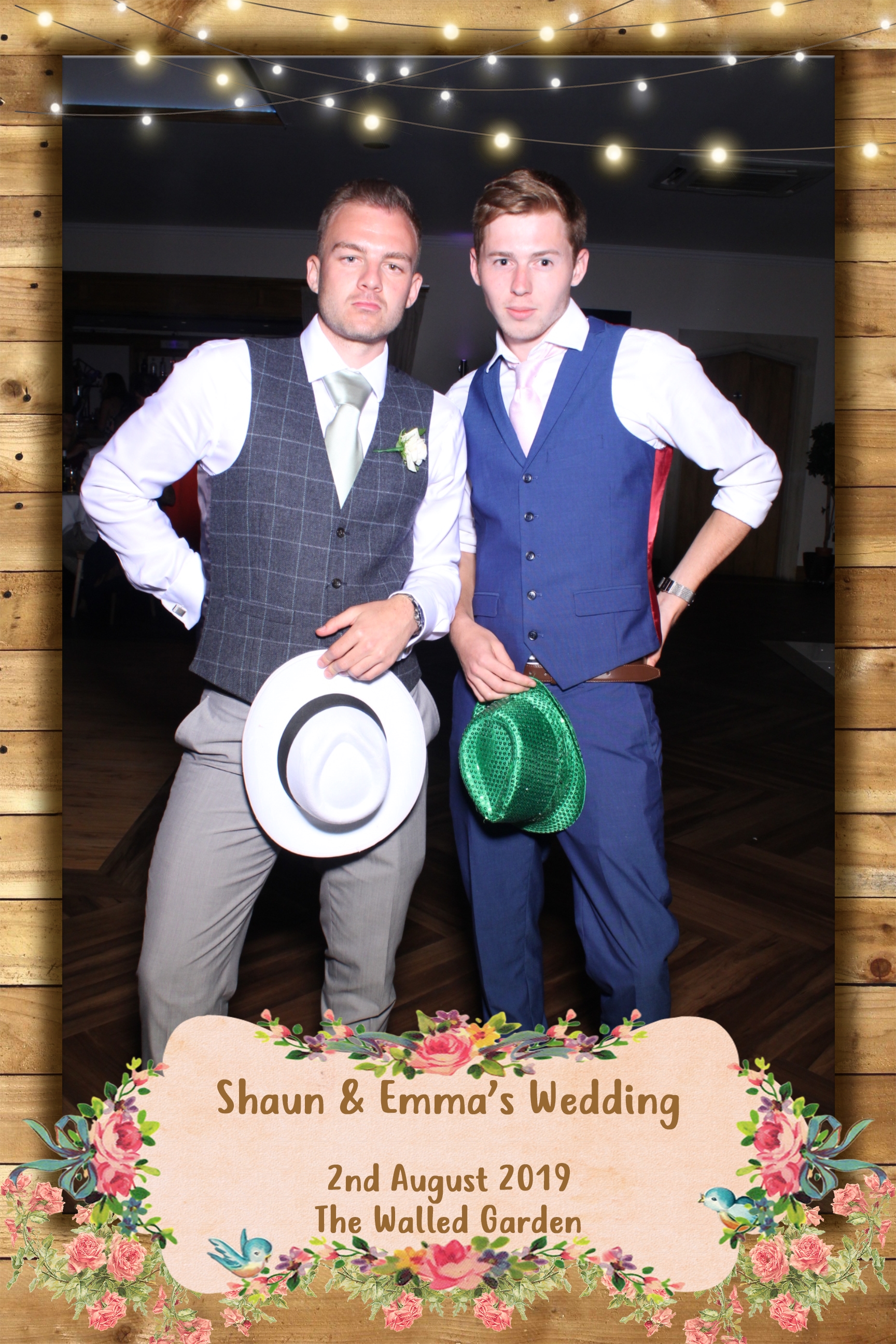 Shaun and Emma's Wedding | View more photos from the event at images.mobile-photo-booth.com/u/MobilePhotoBoothUK/Shaun-and-Emmas-Wedding